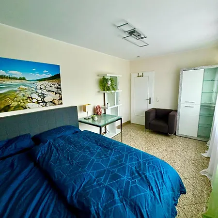 Magisches Doppelzimmer Mit Atemberaubender Wasserfall-wand In Accommodatie bij particulieren